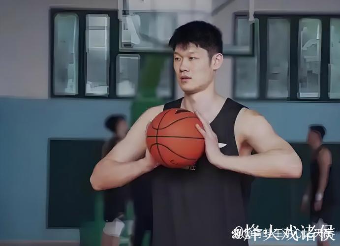 王博批评全队表现,胡金秋承诺总结,辽宁赛后发布会气氛紧张。 王博批评全队表现,胡金秋承诺总结,辽宁赛后发布会气氛紧张。